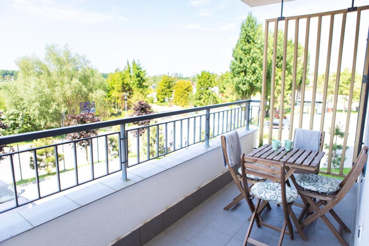 Apartament Sunset Apartment อุสตรอเนียมอร์สเกีย ภายนอก รูปภาพ